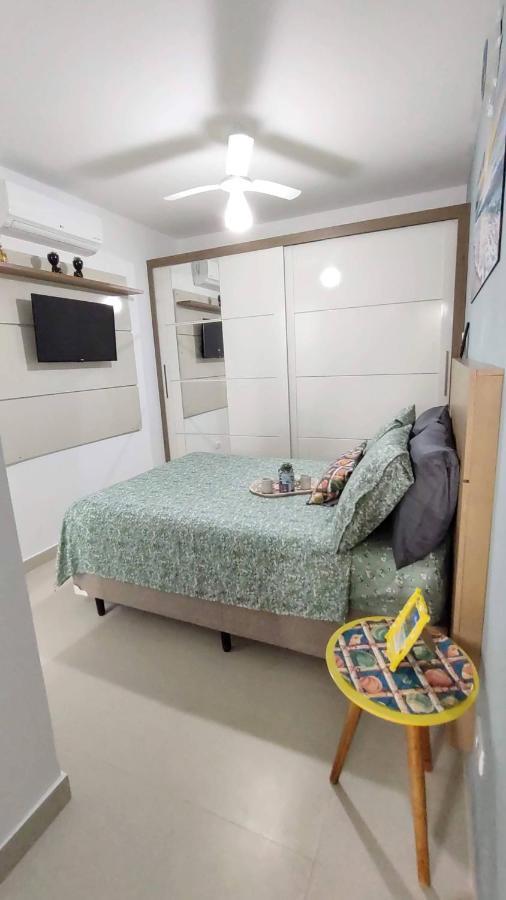 Apto Centro Ubatuba com Varanda Gourmet, Suíte e Piscina Exterior foto