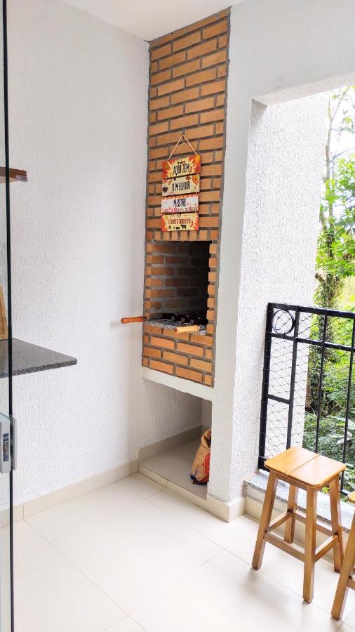 Apto Centro Ubatuba com Varanda Gourmet, Suíte e Piscina Exterior foto
