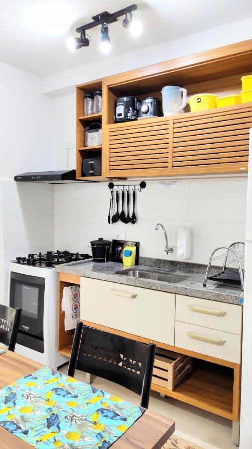 Apto Centro Ubatuba com Varanda Gourmet, Suíte e Piscina Exterior foto